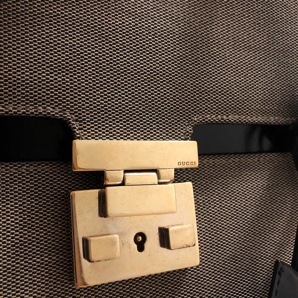 Gucci Handbag - Picture 2 of 16